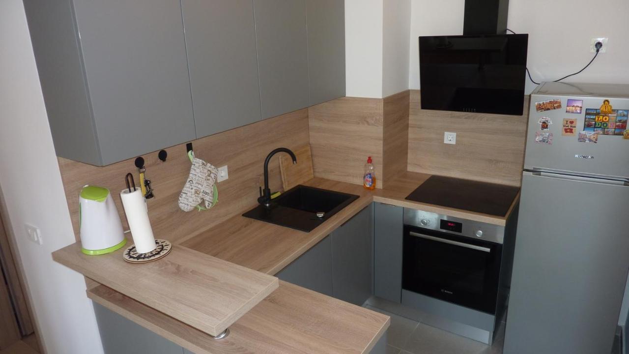 Apartment Jere With Private Parking 扎达尔 外观 照片